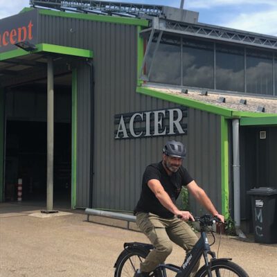 Cadre métallique de vélo électrique RADIOR fabriqué en atelier – Métallerie Concept